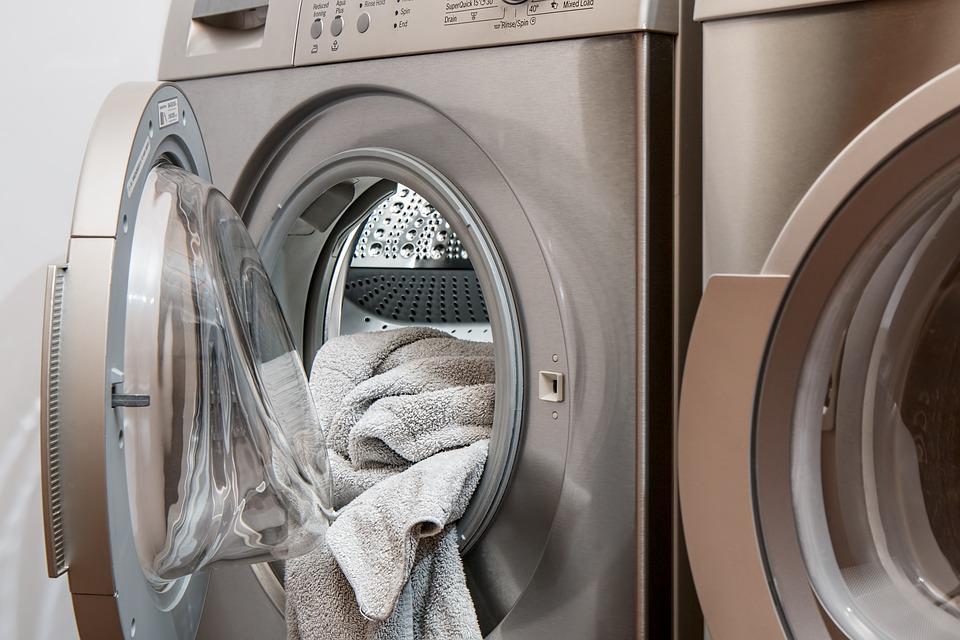 Sušička prádla – podceňovaný zdroj znečištění ovzduší mikroplasty4 min čtení